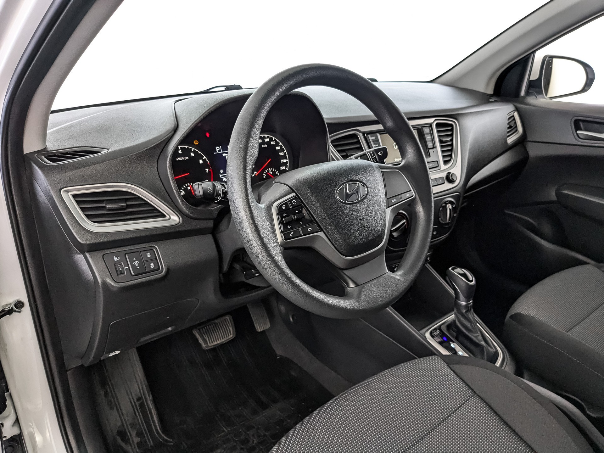 Hyundai Solaris#21981