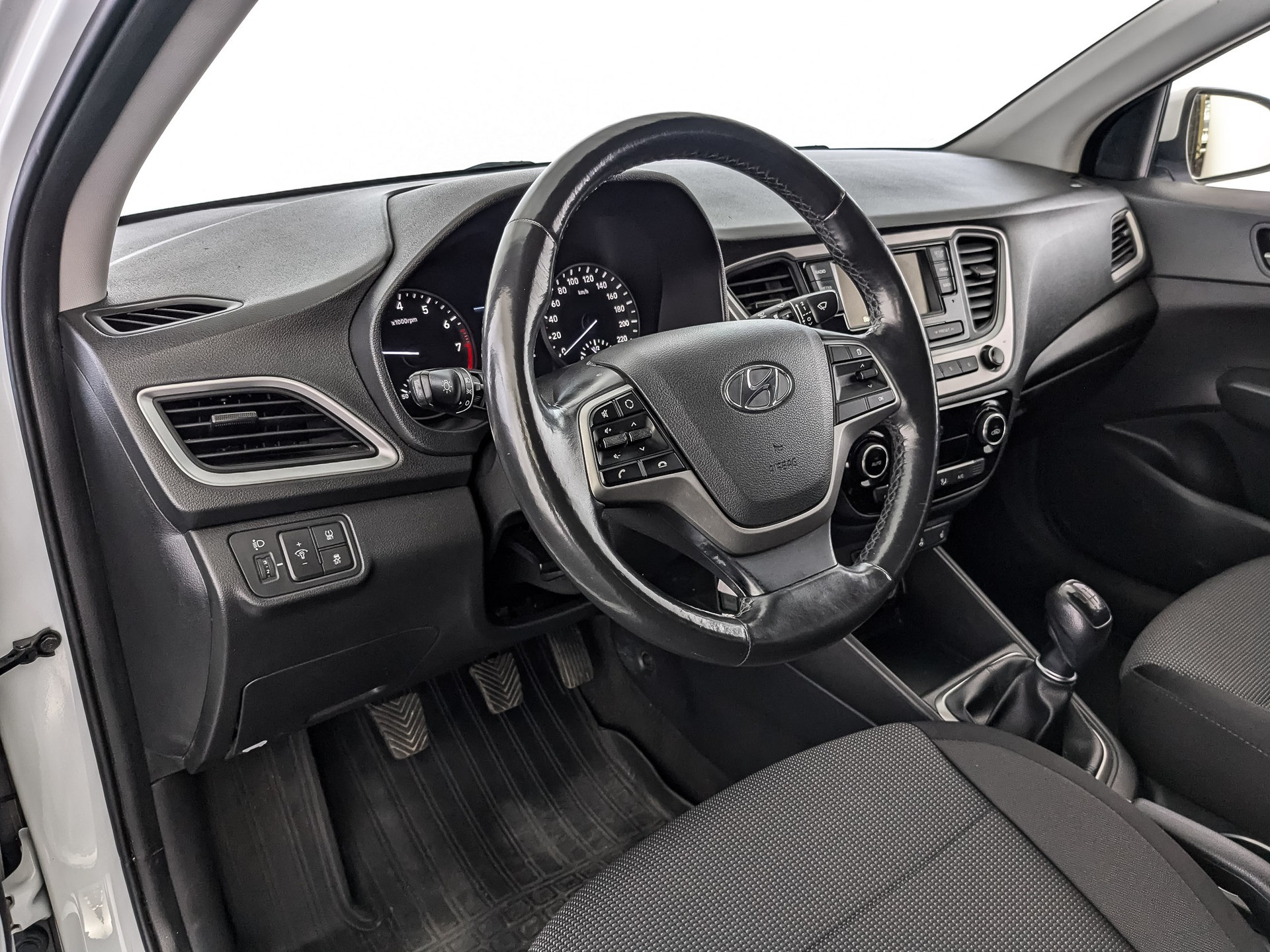 Hyundai Solaris#22350