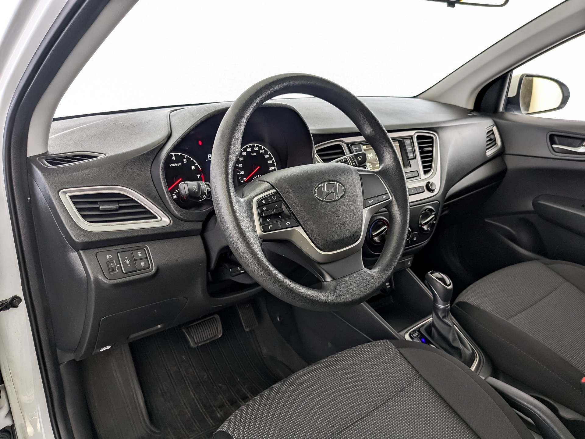 Hyundai Solaris#22410