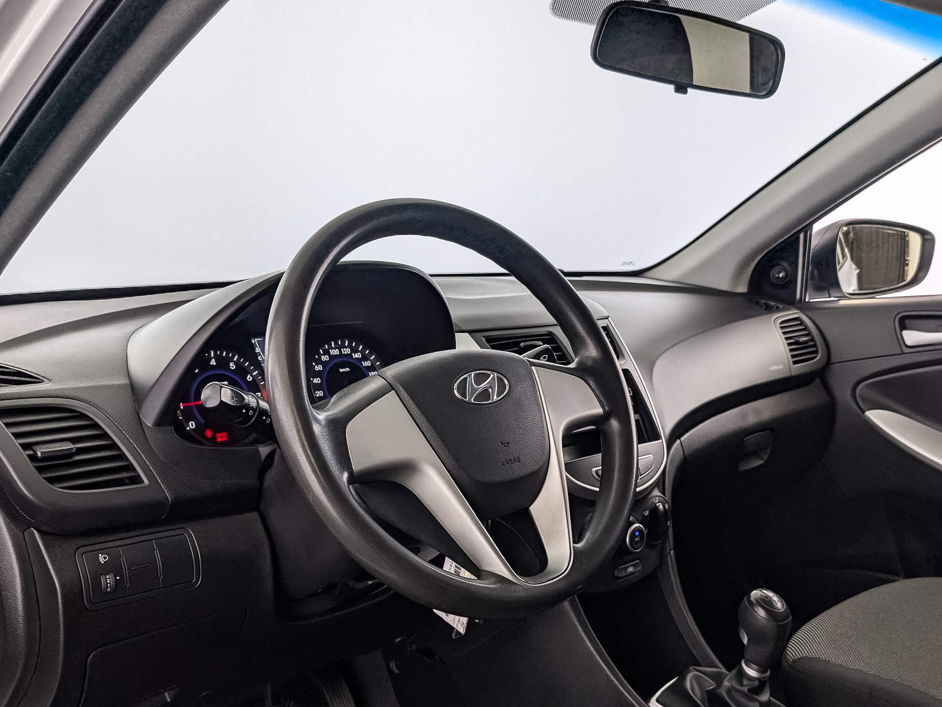 Hyundai Solaris#22430