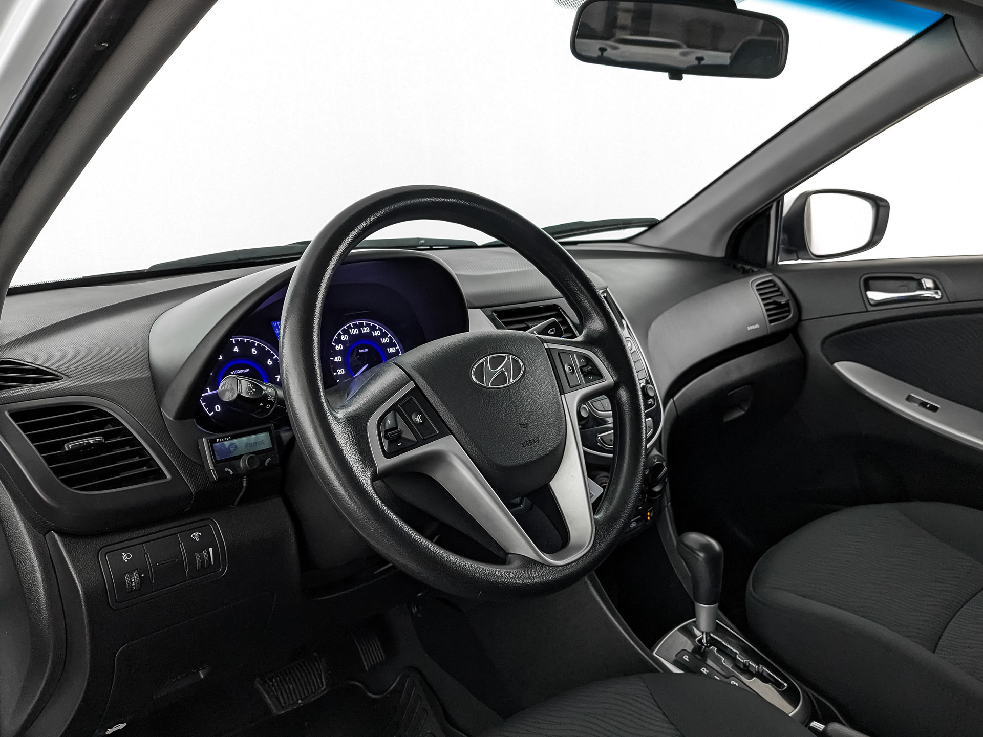 Hyundai Solaris#66119
