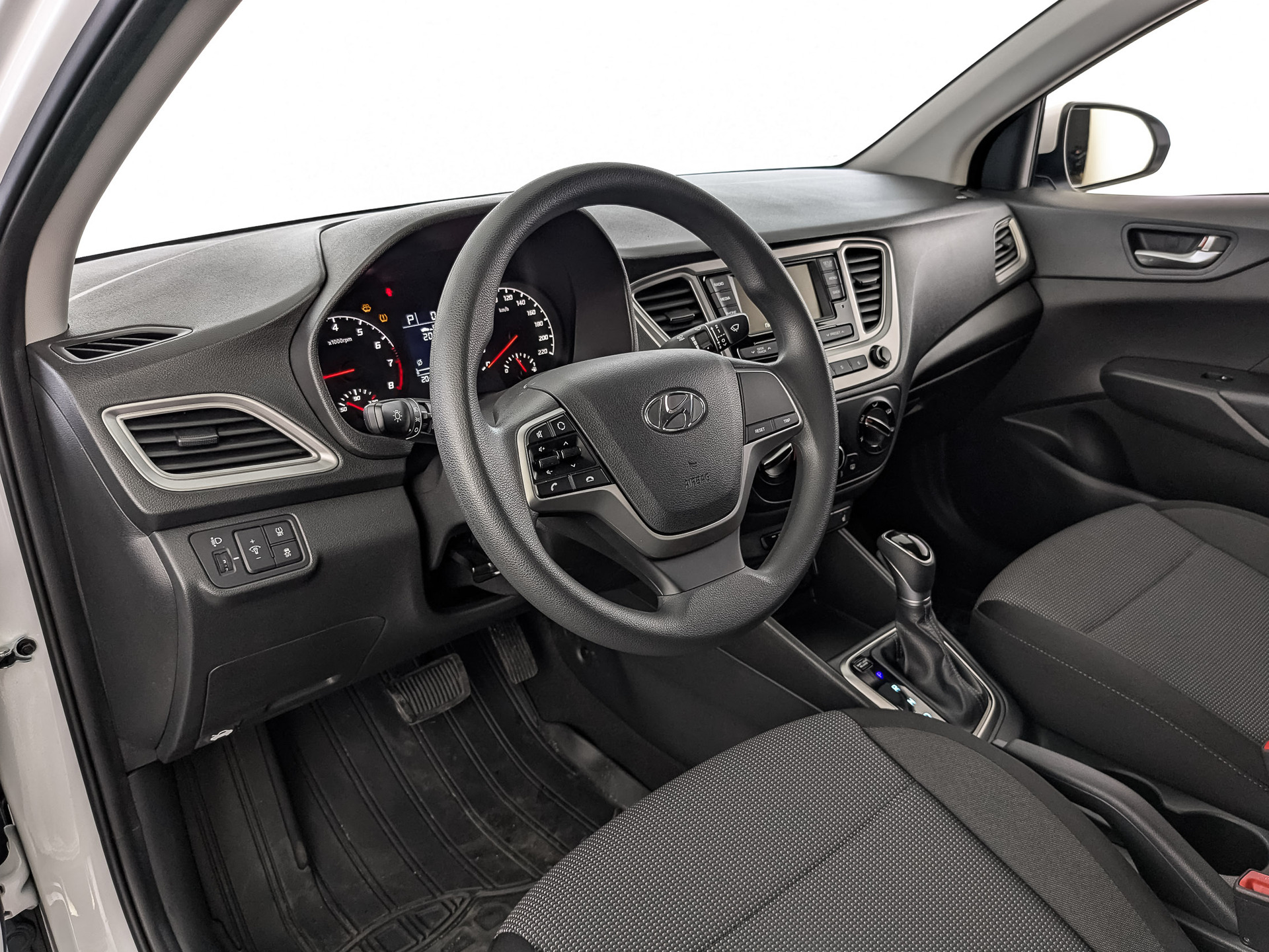 Hyundai Solaris#74566