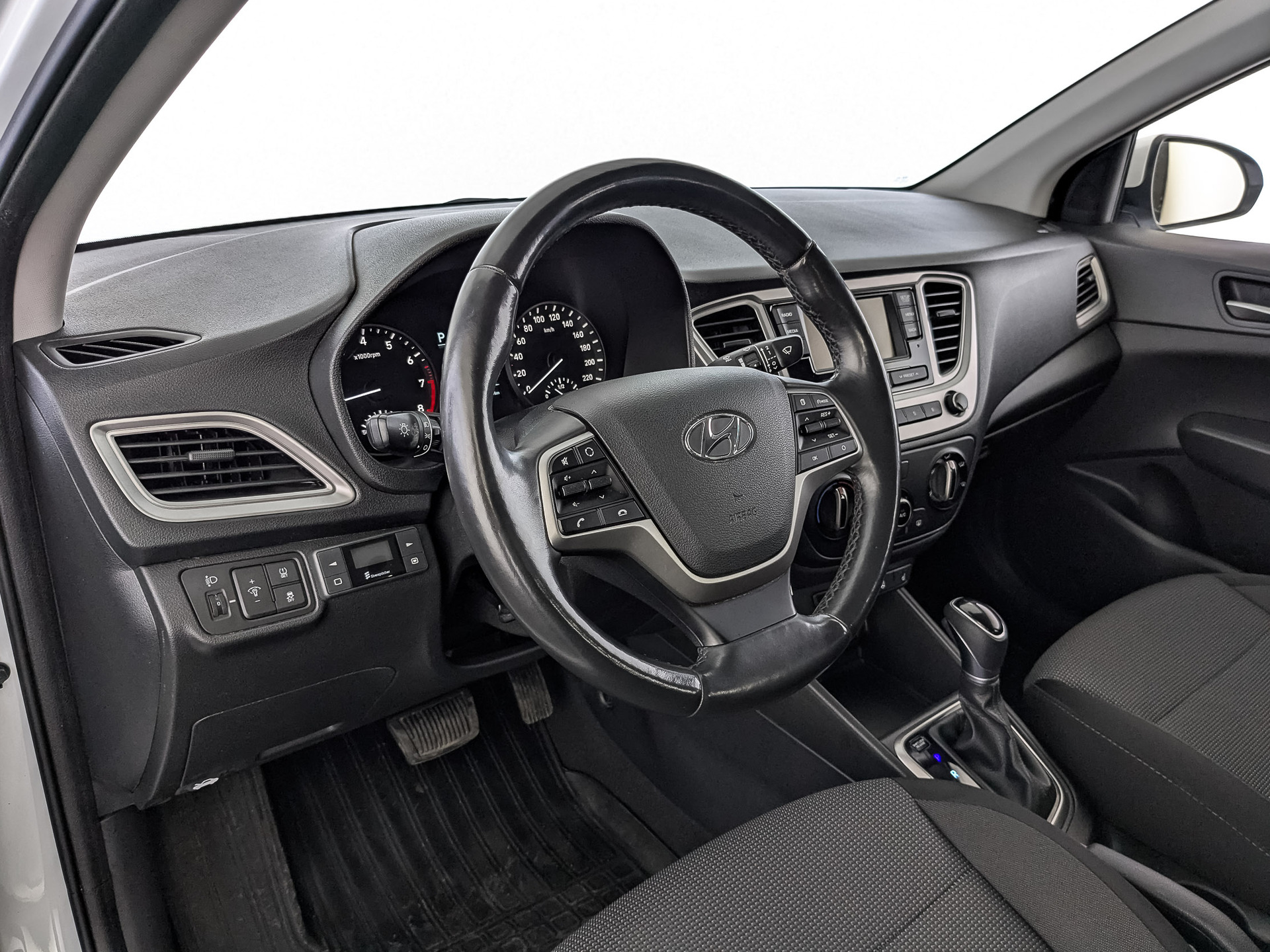 Hyundai Solaris#74690