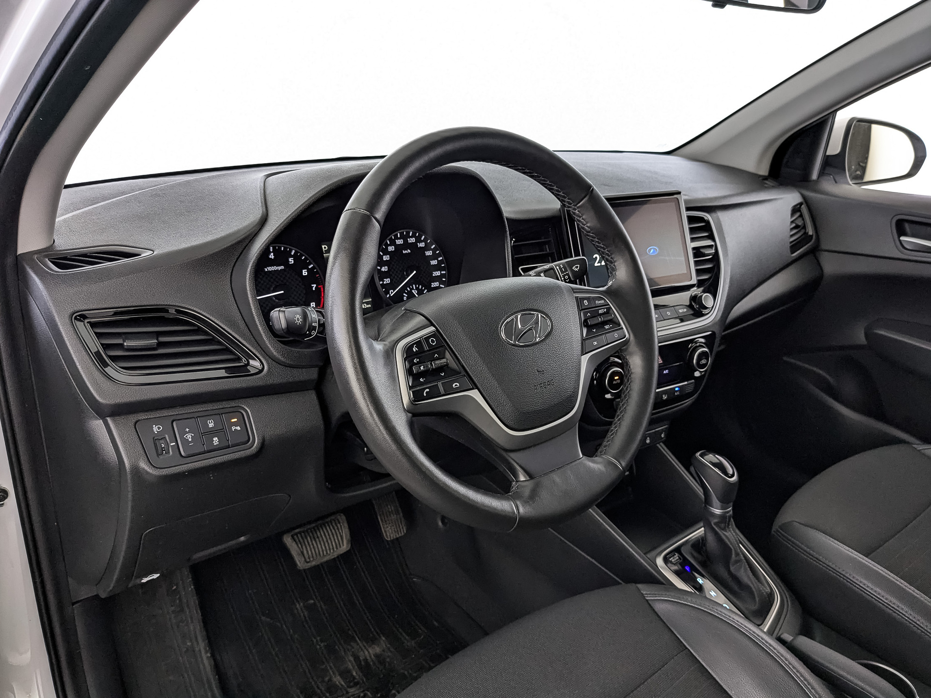 Hyundai Solaris#74700