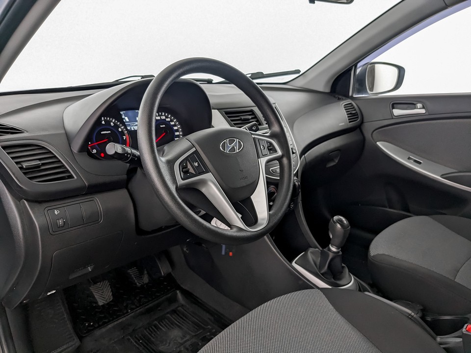Hyundai Solaris#8095