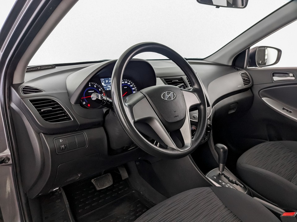 Hyundai Solaris#8227