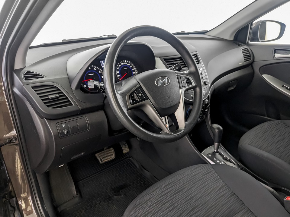 Hyundai Solaris#8250