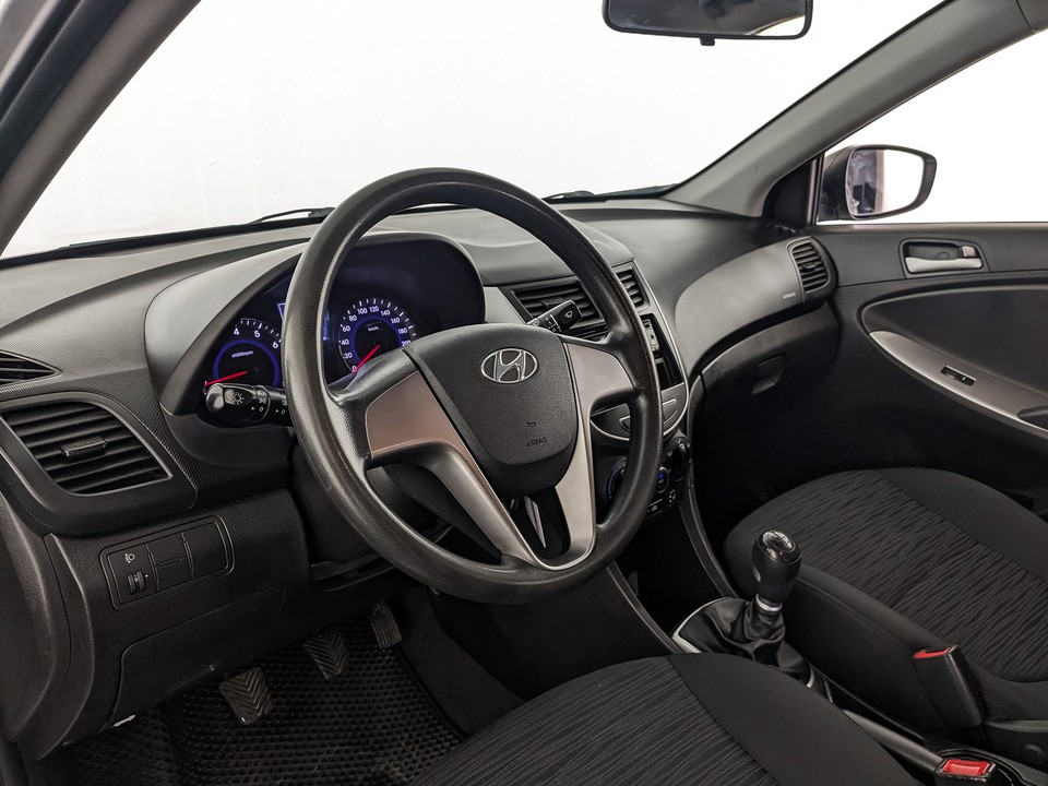 Hyundai Solaris#8273
