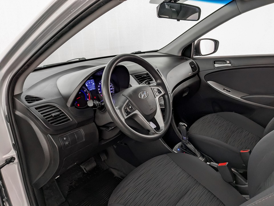 Hyundai Solaris#8369