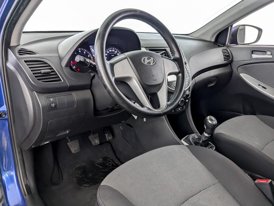 Hyundai Solaris#8452