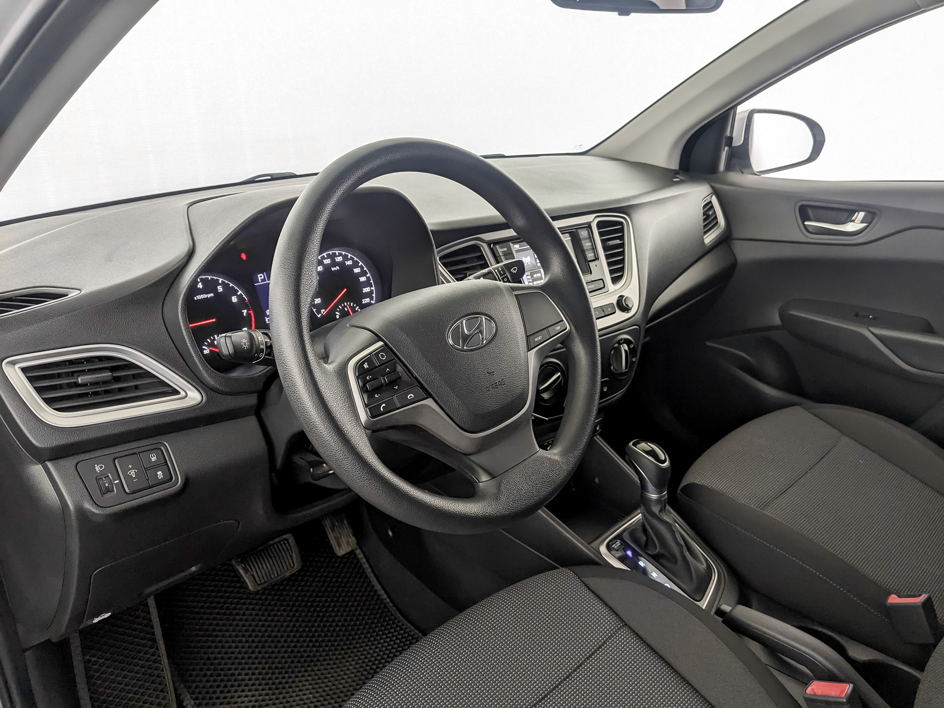 Hyundai Solaris#81428