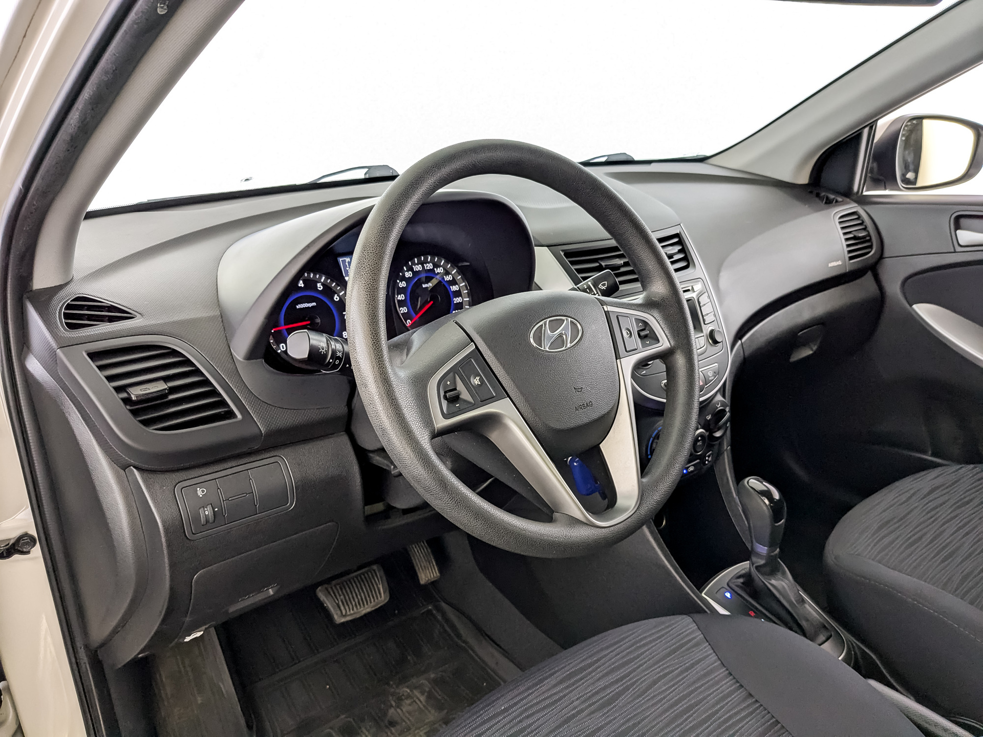 Hyundai Solaris#81505